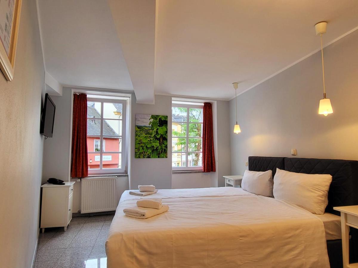 Hotel Am Markt Саарбург Экстерьер фото